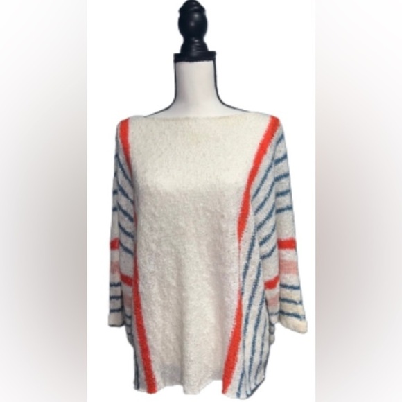 three- quarter wide sleeve beach sweater - Picture 1 of 7